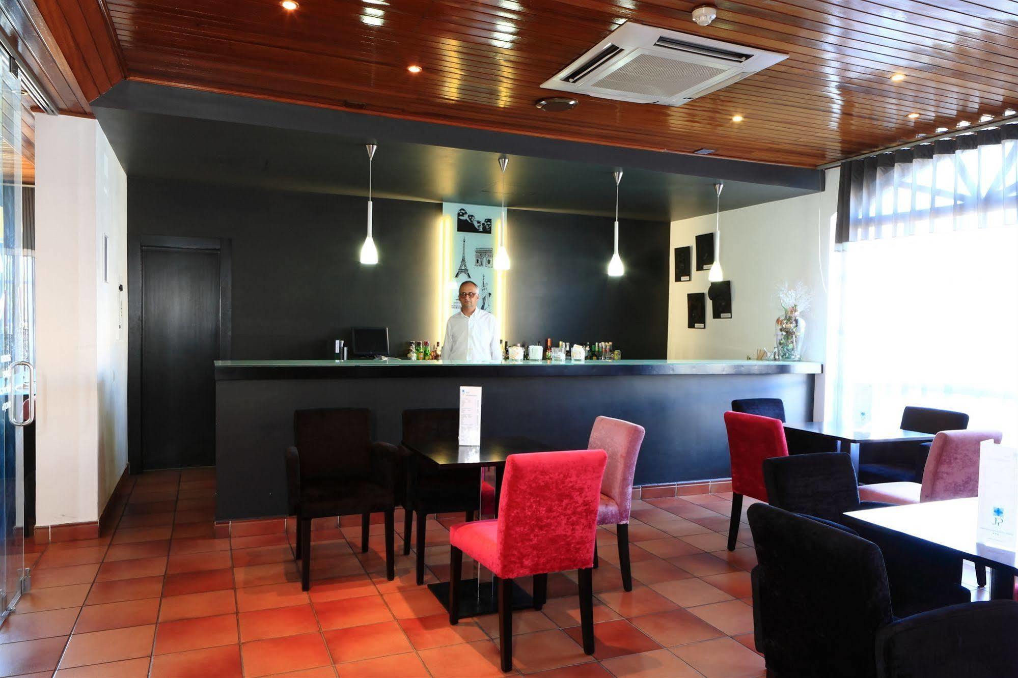 Hotel Caldas Internacional كالداس دا راينها المظهر الخارجي الصورة